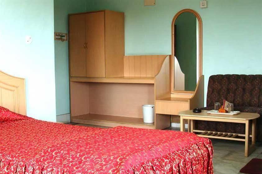 Treebo Green View Калькутта Экстерьер фото